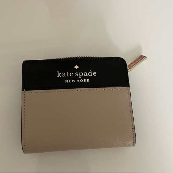 kate spade Handbags - Kate Spade Wallet